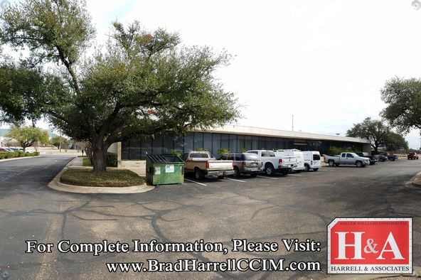 1512 Lake Air Dr, Waco, TX 76710